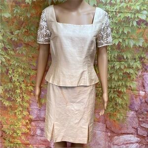 Donna Morgan Vintage Silk‎ Skirt Set